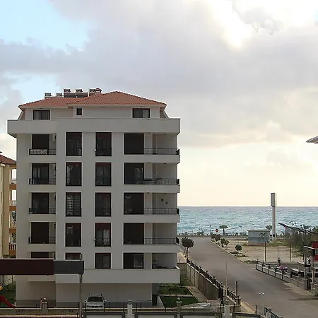 Rising Blue Kestel * Alanya